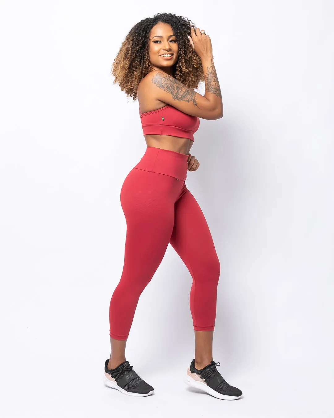 Bordeaux High Rise 7/8 Compressive Legging