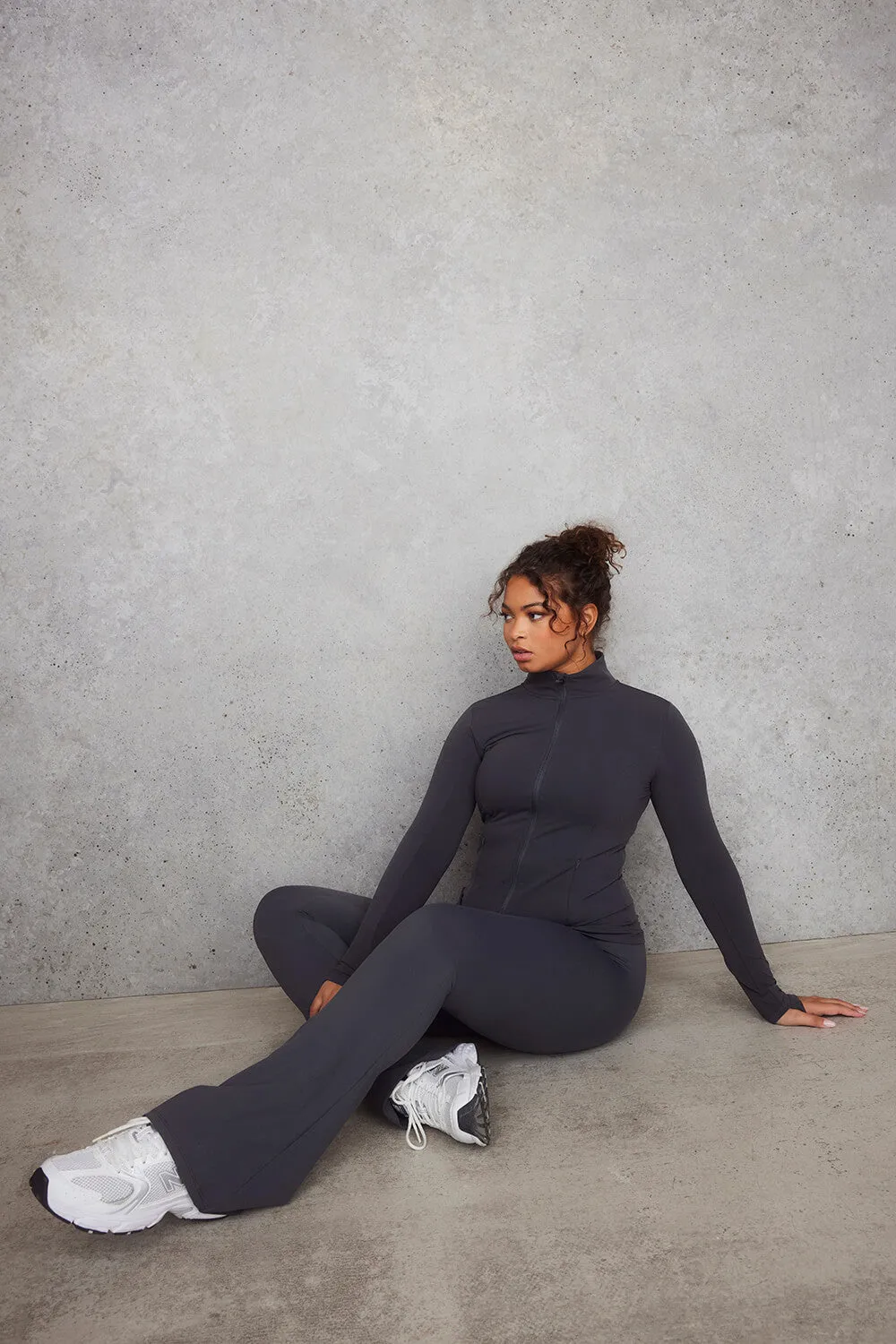 Curve Empower Flare Leggings - Graphite