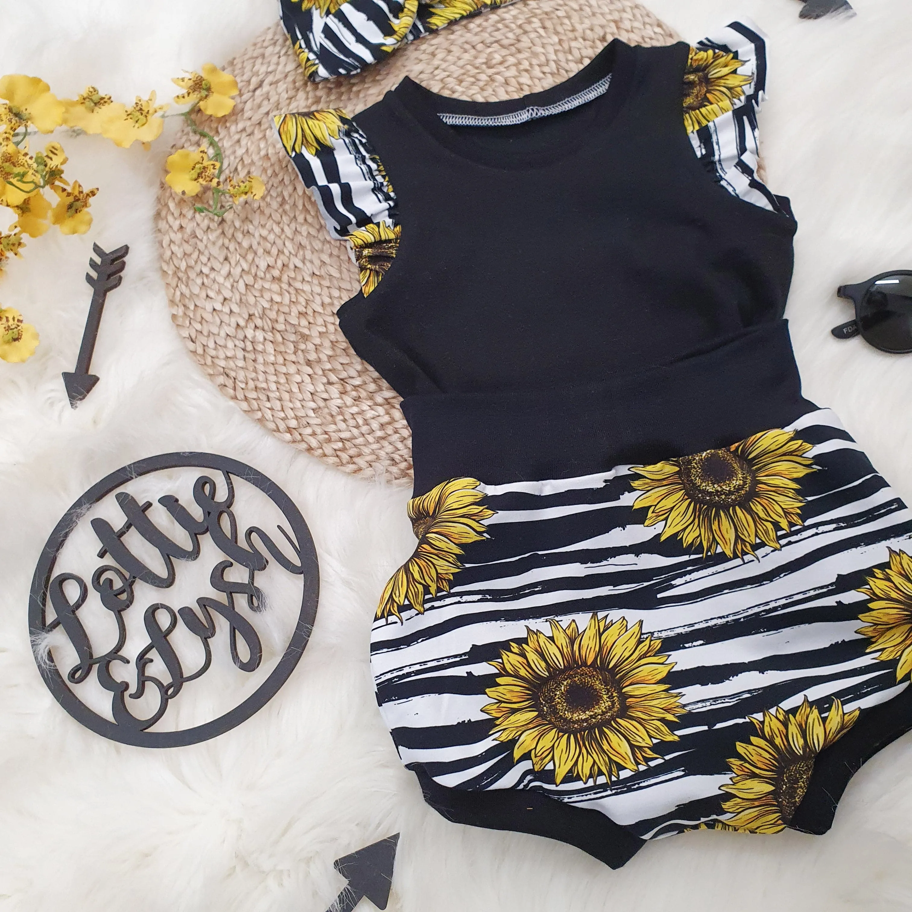 Sunflowers high-waist Bummies & Vest