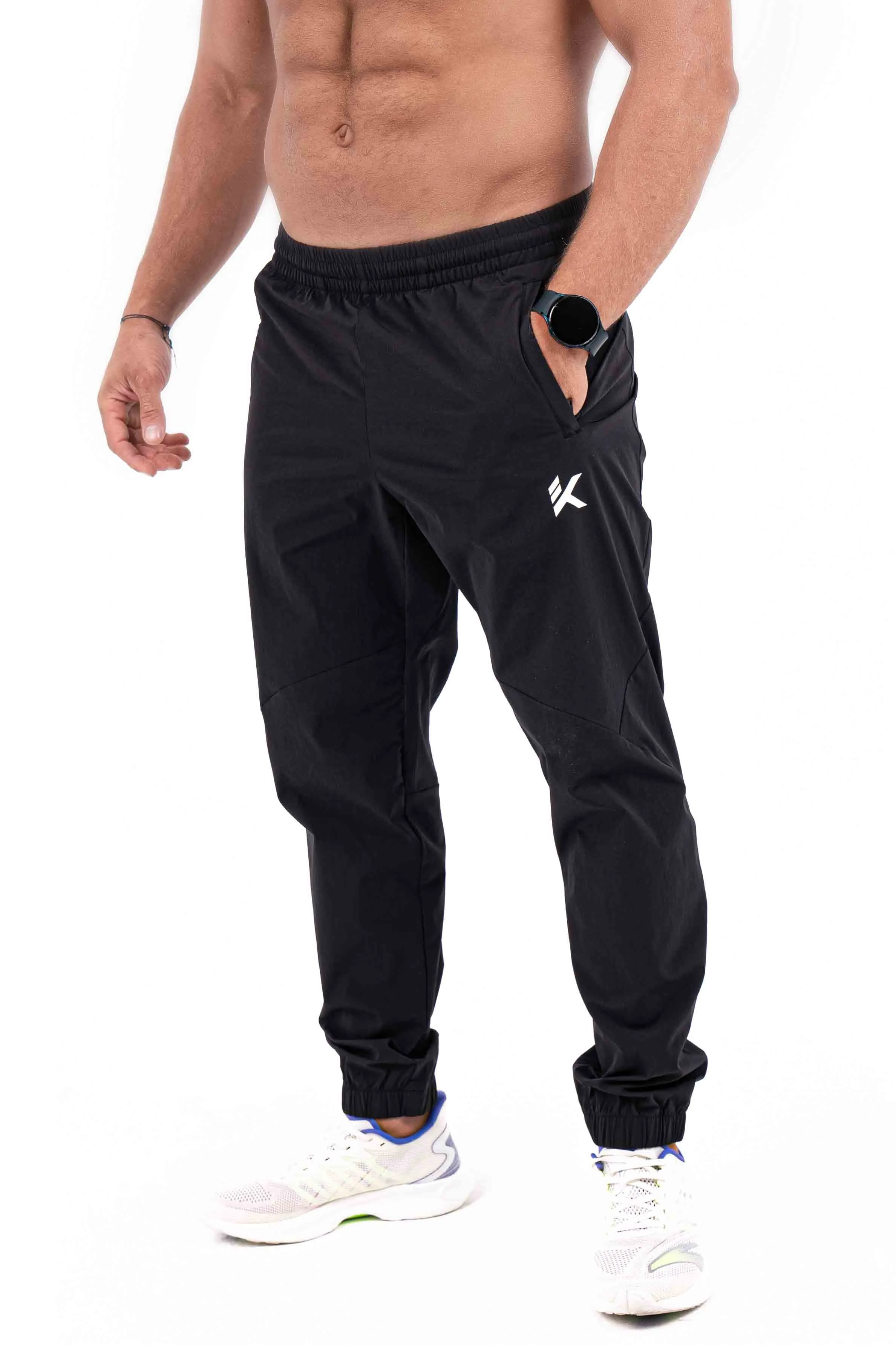 WOVEN TRACK PANTS