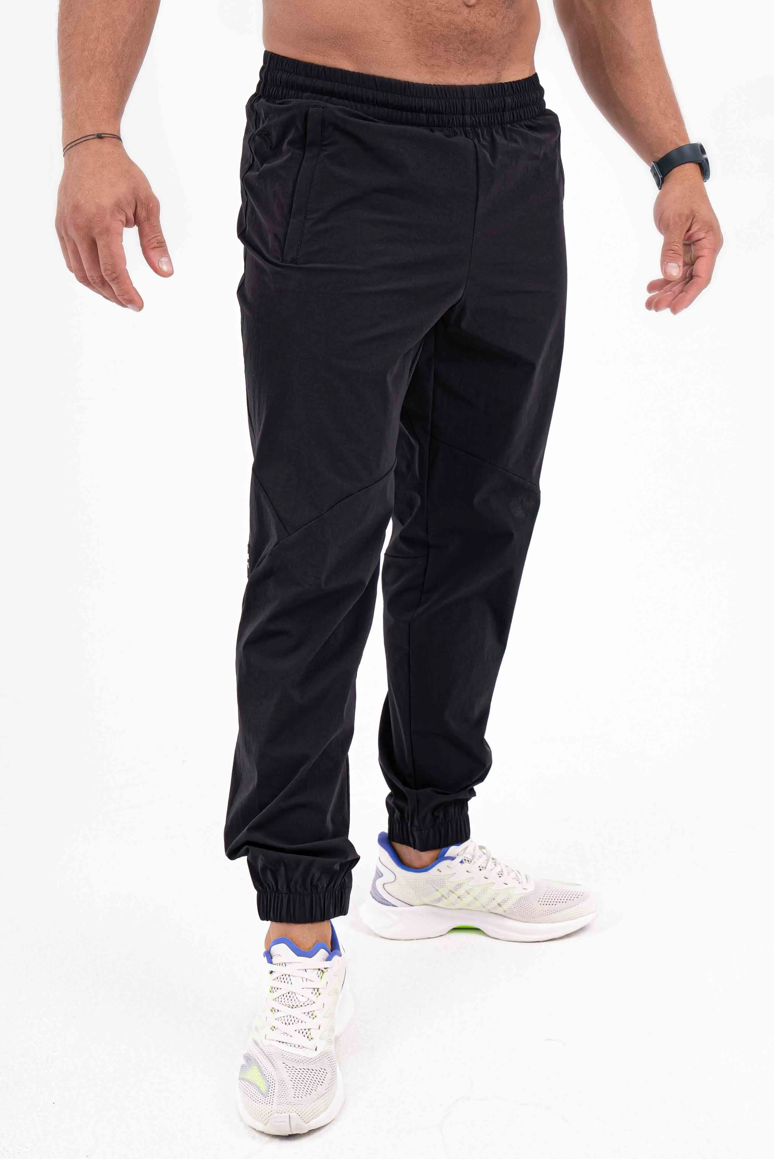 WOVEN TRACK PANTS